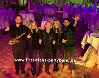 Band Bremen First Class Partyband Bild 1