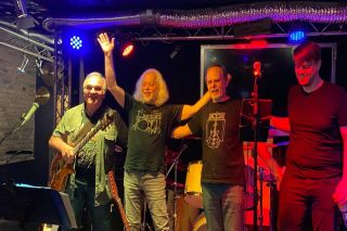 Band D&uuml;sseldorf Three Neander Tailors Bild 2